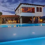 Macedonium Luxury With Pool & Panoramic View