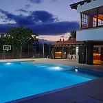 Macedonium Luxury With Pool & Panoramic View Skopje