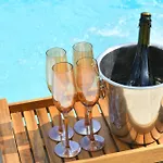 Macedonium Luxury With Pool & Panoramic View 스코페