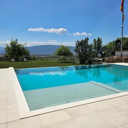 Macedonium Luxury With Big Pool & Fireplace * Skopje