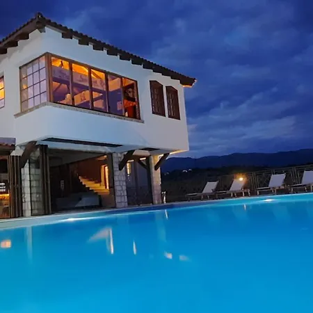 Macedonium Luxury With Pool & Panoramic View Villa Üsküp