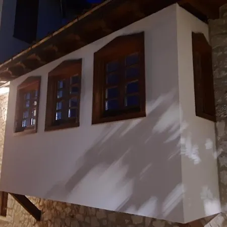 Вілла Macedonium Luxury With Big Pool & Fireplace