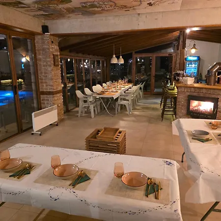 Macedonium Luxury With Big Pool & Fireplace Skopje