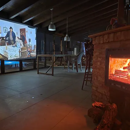 Macedonium Luxury With Big Pool & Fireplace סקופיה