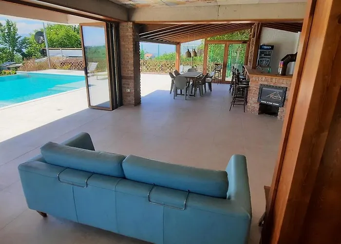 Macedonium Luxury With Big Pool & Fireplace * סקופיה