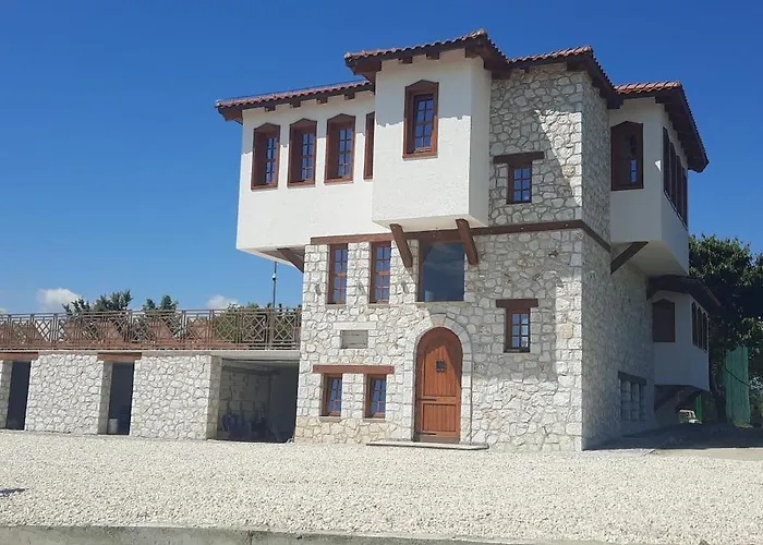 Macedonium Luxury With Big Pool & Fireplace * Skopje