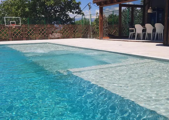 Macedonium Luxury With Big Pool & Fireplace * Skopje