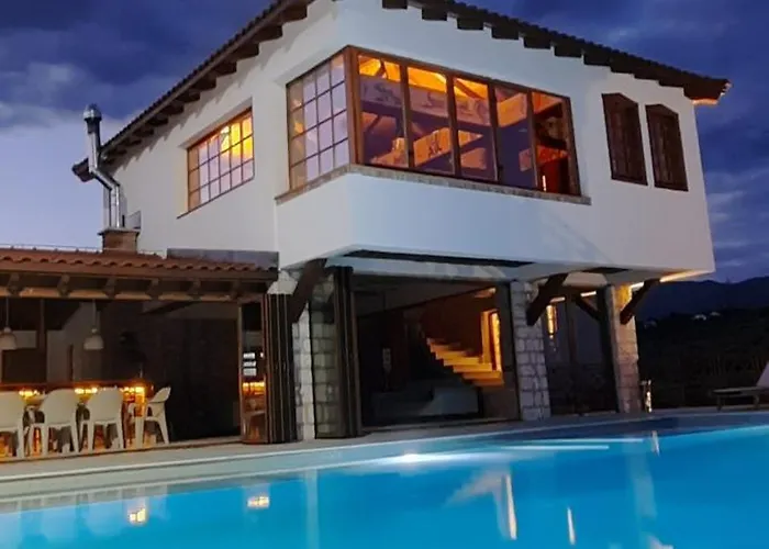 Macedonium Luxury With Big Pool & Fireplace Villa *