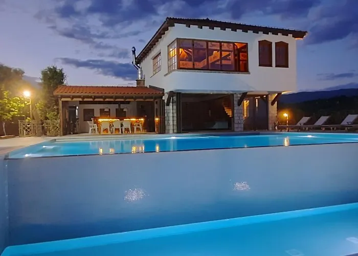 Macedonium Luxury With Pool & Panoramic View