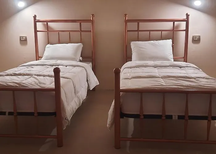 Macedonium Luxury With Big Pool & Fireplace וילה