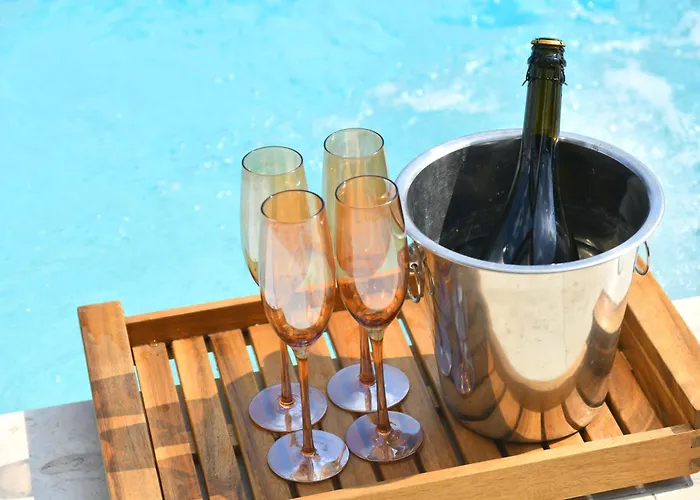 Macedonium Luxury With Pool & Panoramic View Skopje