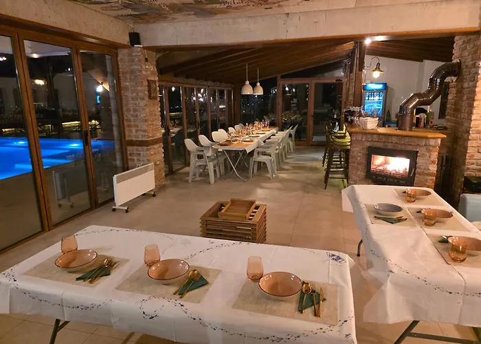 Macedonium Luxury With Big Pool & Fireplace Skopje