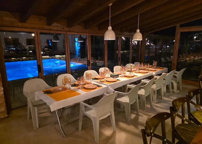 Macedonium Luxury With Big Pool & Fireplace